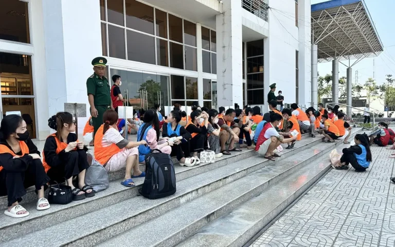 【ベトナム・ドンタップ省】カンボジアから226人帰国