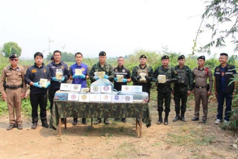【チェンライ・メーサイ】軍と密輸団が銃撃戦、覚醒剤92kg押収