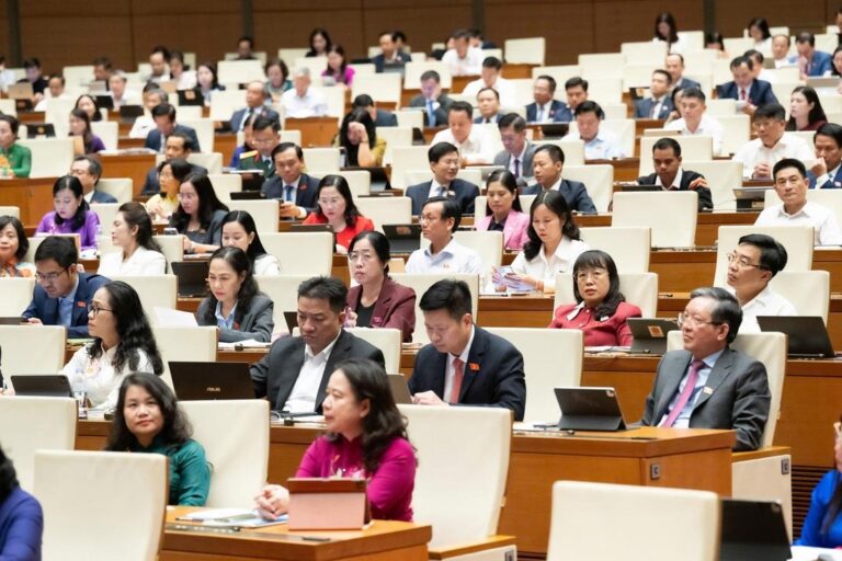 ベトナム、経済改革で二桁成長目指す ハノイ・ホーチミンに新ビジネス機会か