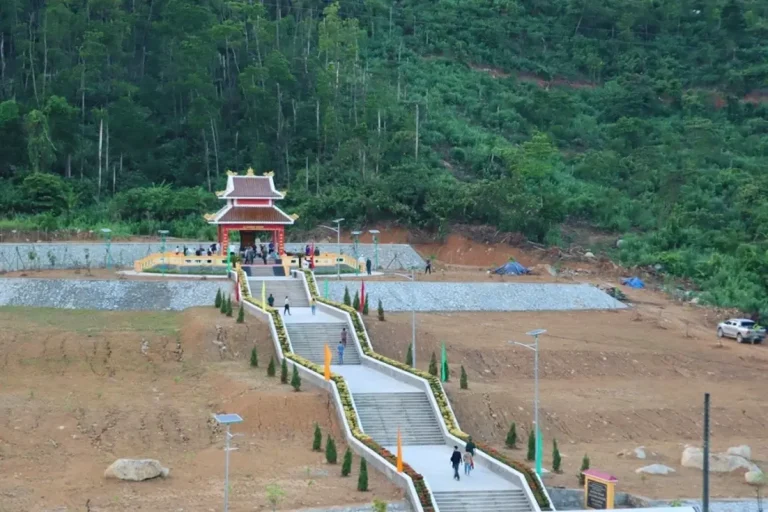 フエ市、ラオチャン事故殉職者慰霊碑を歴史遺跡に指定