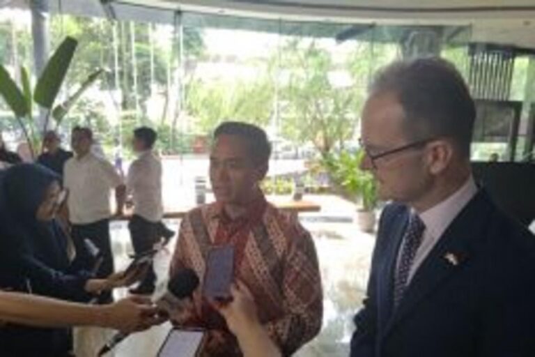 ジャカルタ、OECD加盟審査へ：経済改革と投資の展望