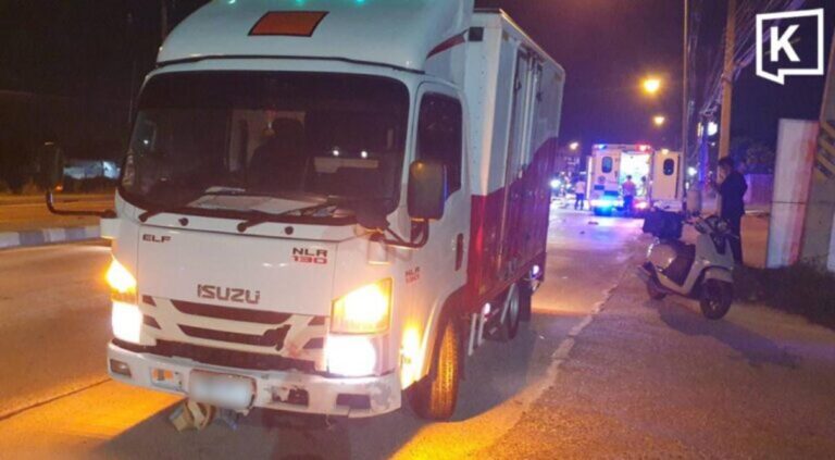 【タイ・チョンブリ】オートバイが中央分離帯越えトラックと衝突、1名死亡