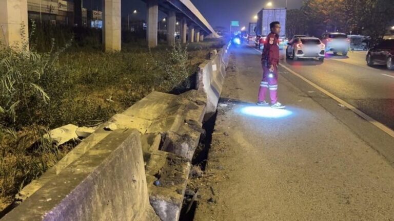 【アユタヤ】ワンライ祭へ向かう車が事故、5名負傷