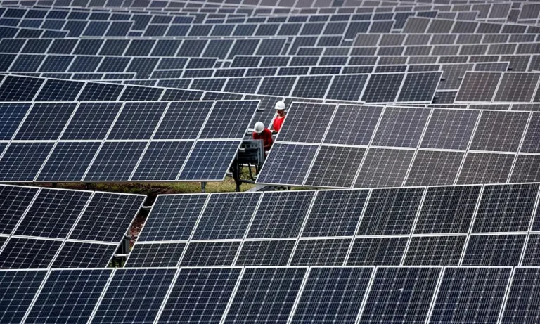 中東情勢緊迫化で中国製EV・太陽光製品が世界市場で急伸