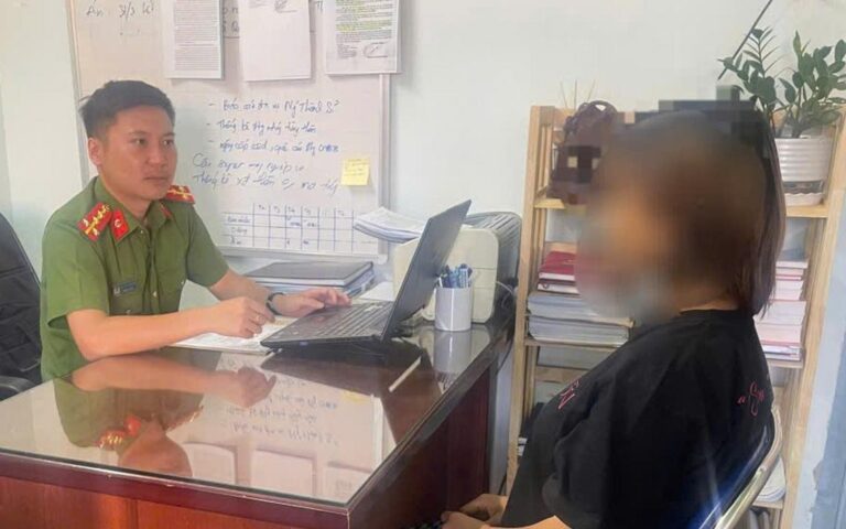 【ベトナム】15歳少女、トイレで出産・乳児死亡