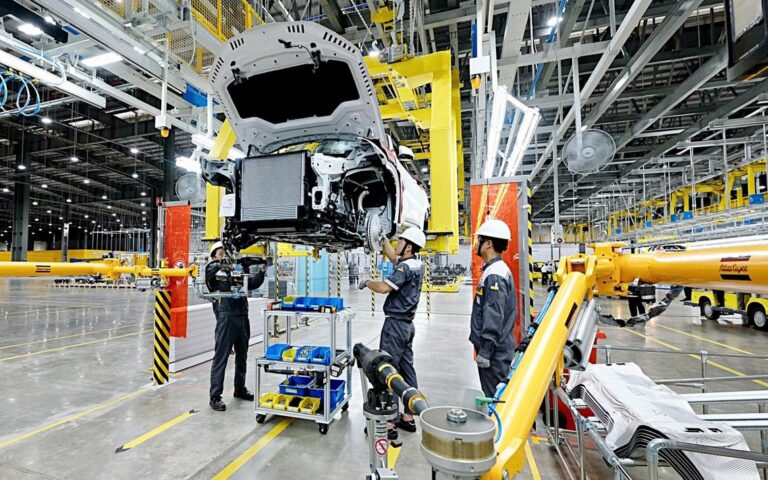 ベトナム、自動車産業政策を刷新へ：EV化と投資促進