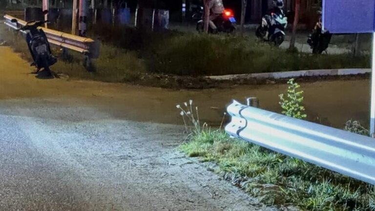 【サムットプラーカーン】バイク夫婦が抱き合い死亡、トラック逃走