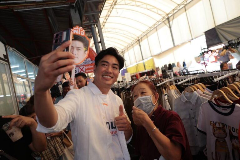 バンコク都知事選、サイマイ区で訴え「4つの簡単」政策と予算増額