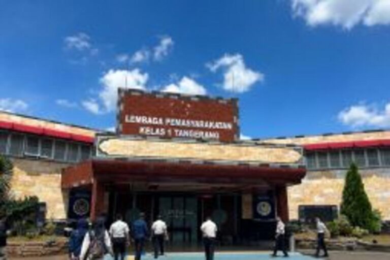 【インドネシア全土】ウェーサクで1,052人に減刑