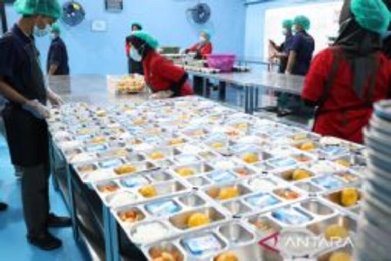インドネシア、児童保護委が無料給食の脆弱地域優先を要請