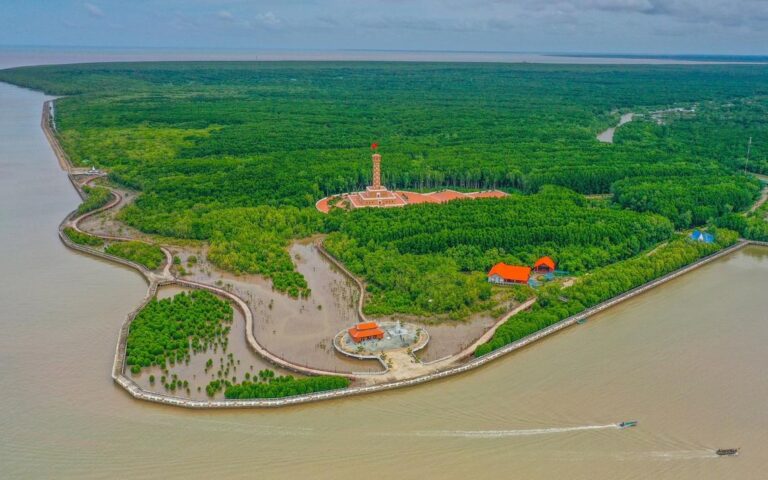 カマウ省の行政区画再編、デジタル化推進へ